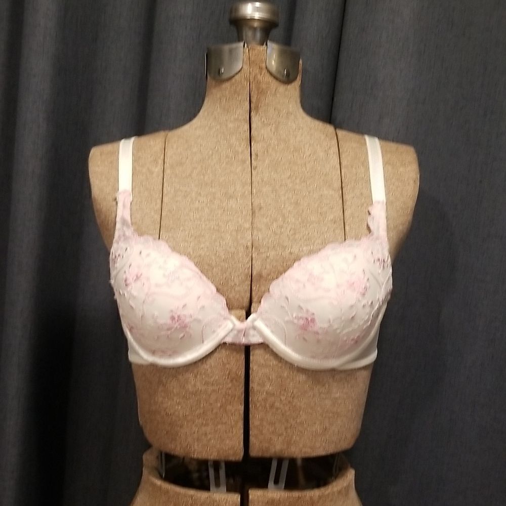 Vintage Wonder bra with padded embroider 34B baige and pink NWOT